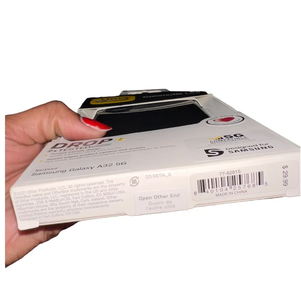 OtterBox ♻️nwt 👉